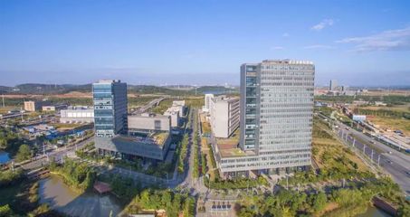武漢市今年將拿出15億元,用于高端人才引進